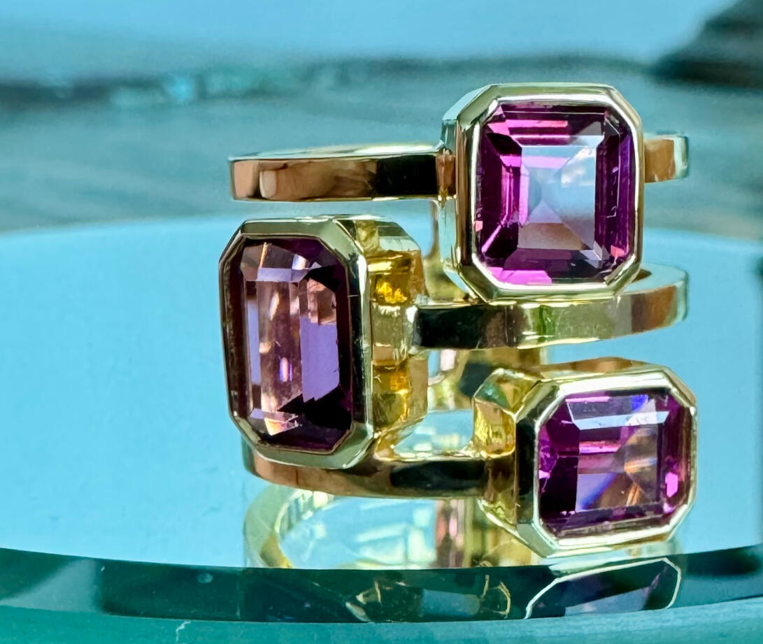 Rose Garnet Trilogy Ring set in gold